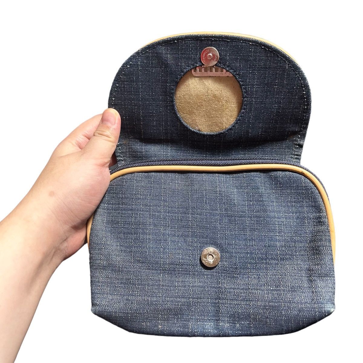 Givenchy × Vintage Vintage Givenchy Logo Mini Bag Size ONE SIZE - 2 Thumbnail