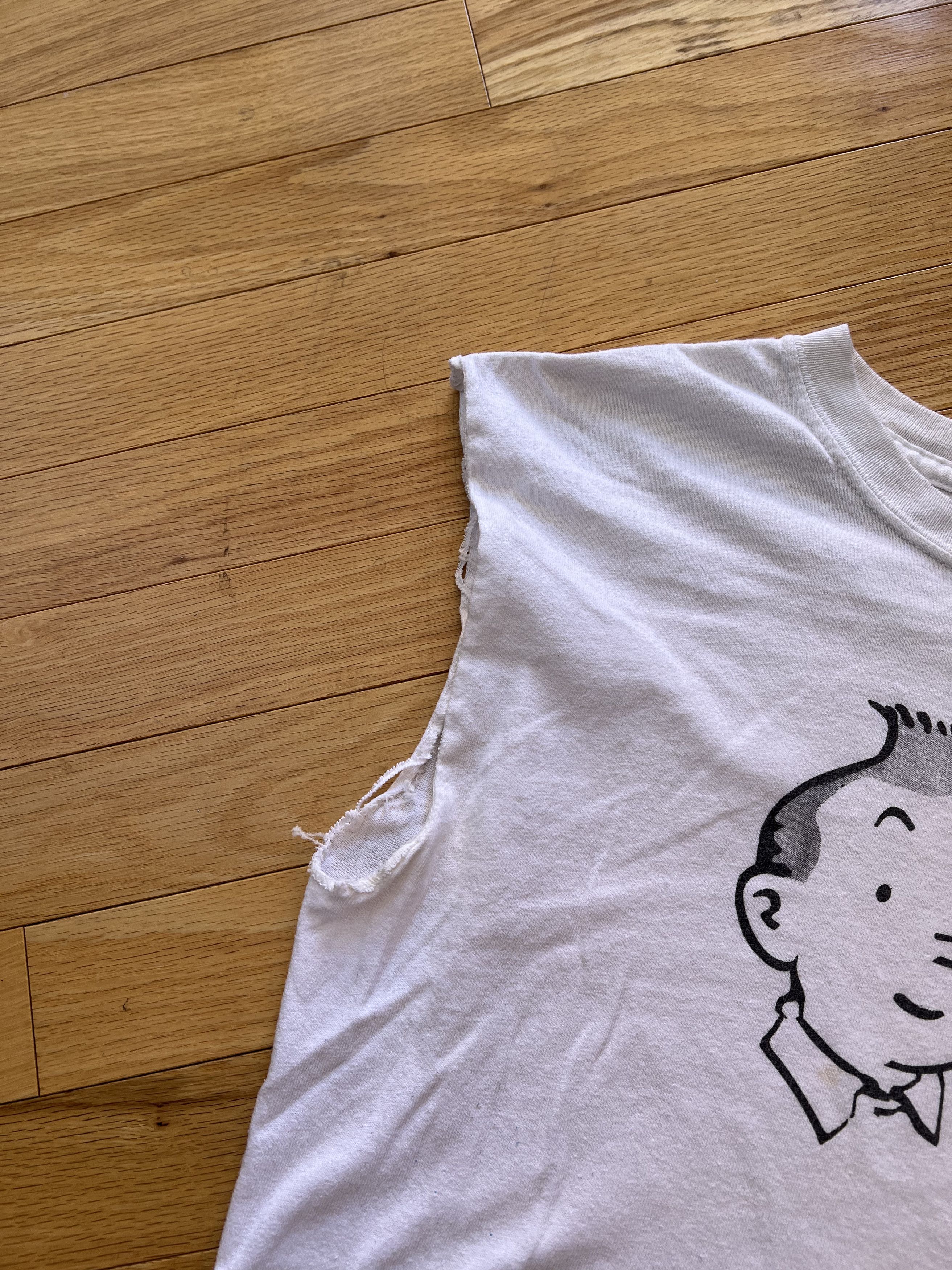 Vintage Vintage Tintin & Milou Cut-Off Tee Size US S / EU 44-46 / 1 - 5 Thumbnail