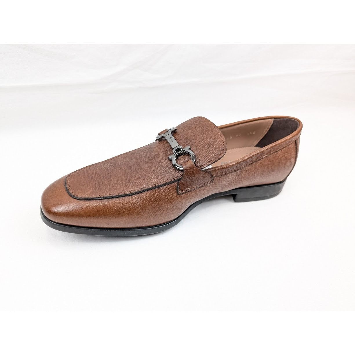 Salvatore Ferragamo o1rshd1 Radica Pebble Calf Loafers in Brown Size US 11 / EU 44 - 10 Thumbnail