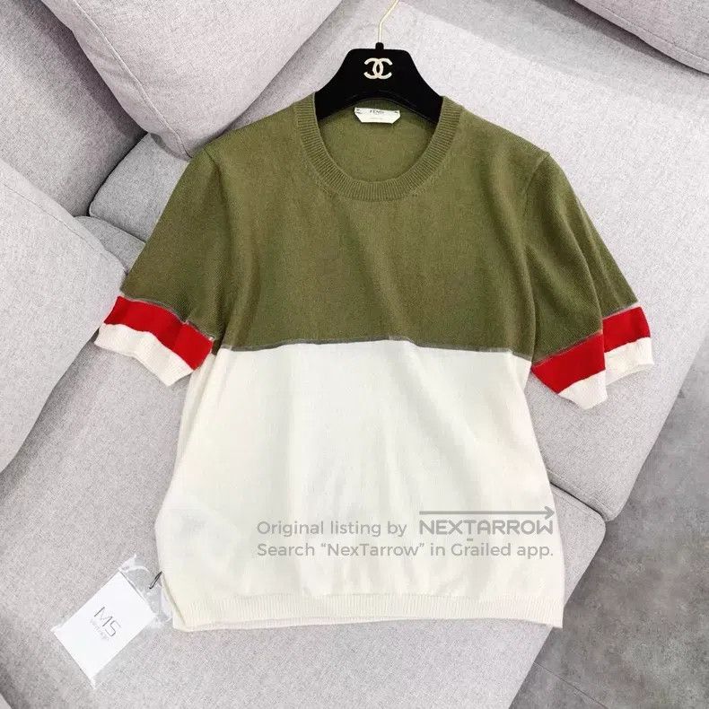 Fendi Fendi Bicolor Knit Short Sleeve T-Shirt Size XS / US 0-2 / IT 36-38 - 1 Thumbnail