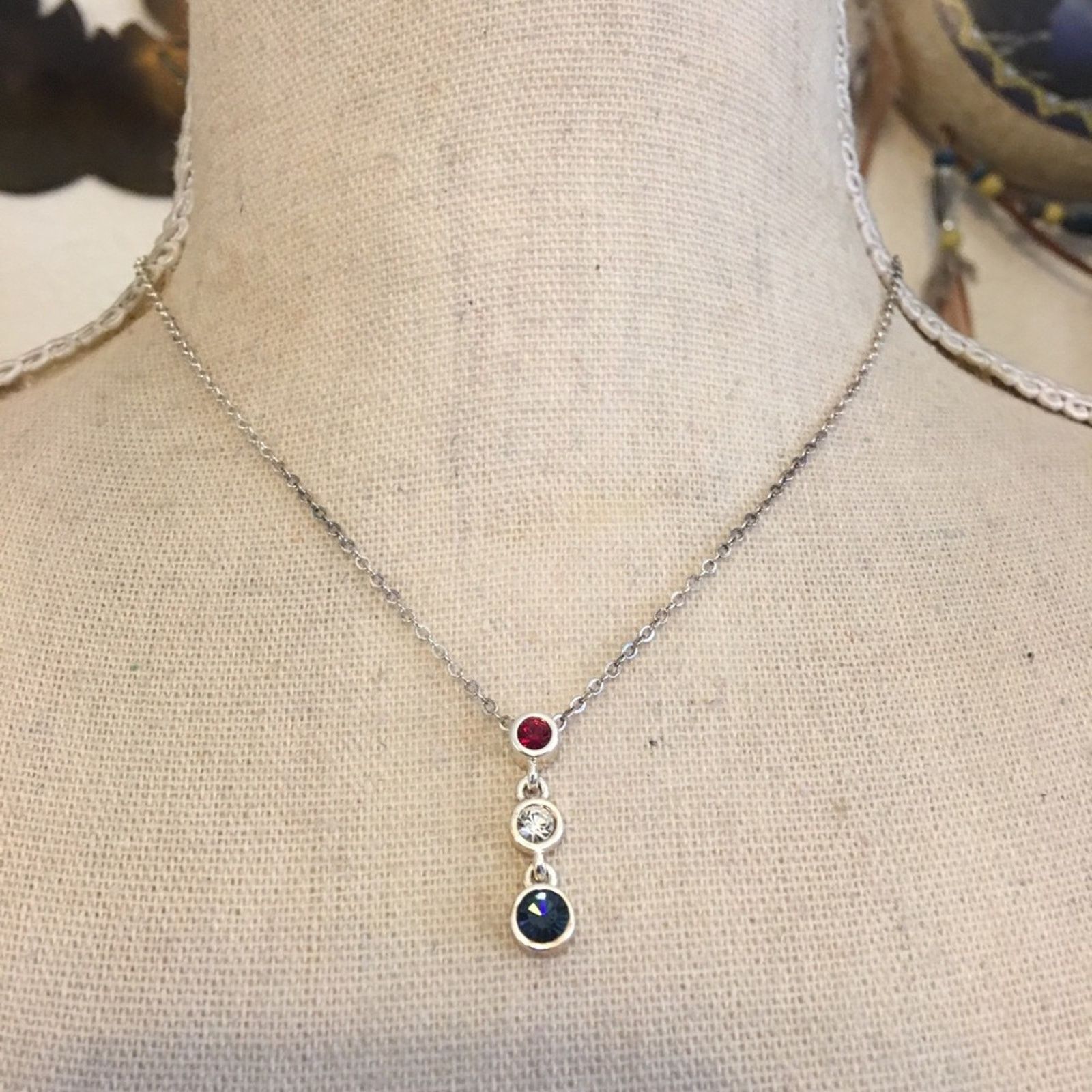 Tommy Hilfiger Tommy Hilfiger glass stone pendant on chain Size ONE SIZE - 1 Thumbnail