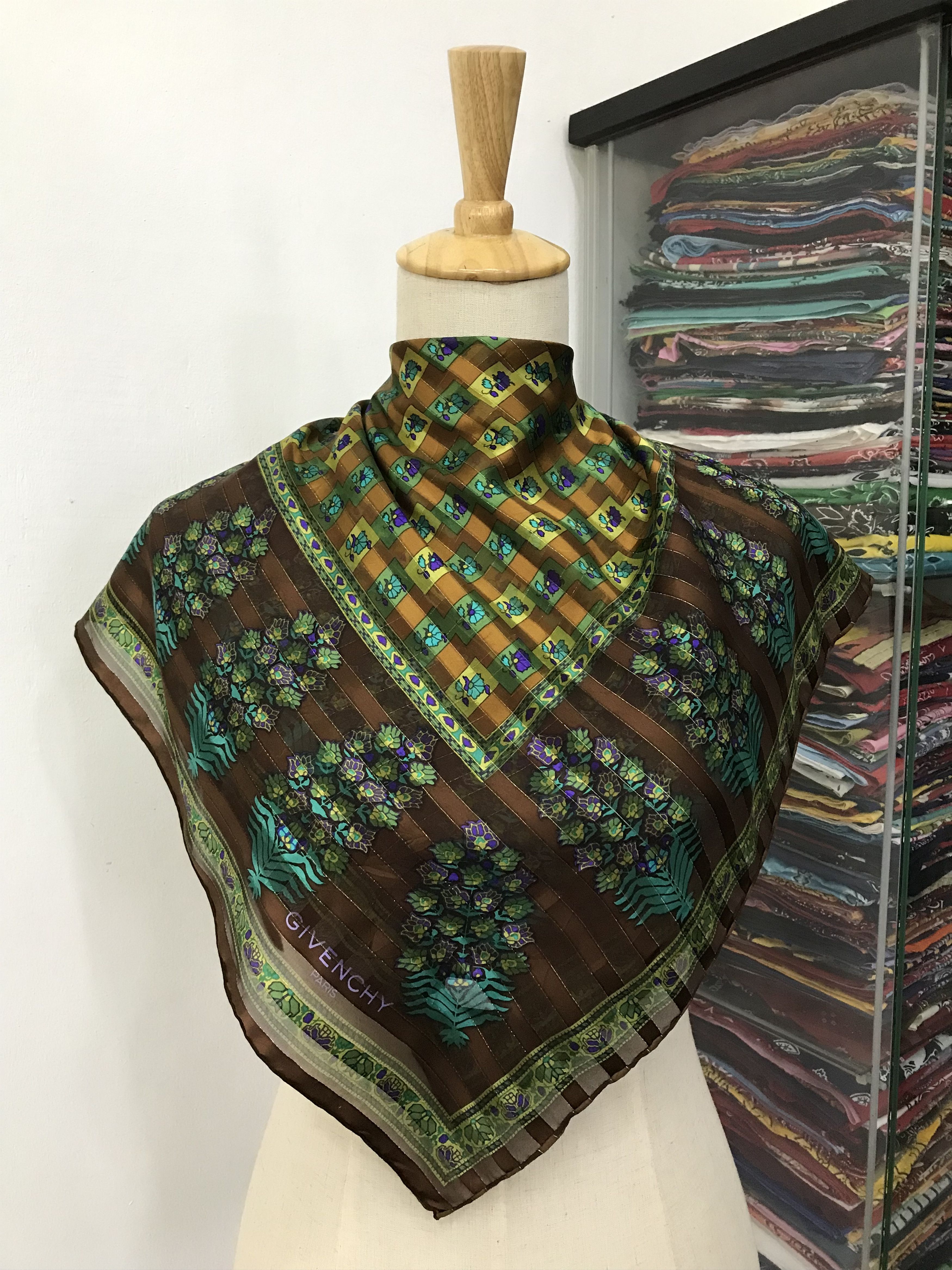 Vintage Vintage Givenchy Silk Scarf Size ONE SIZE - 1 Thumbnail