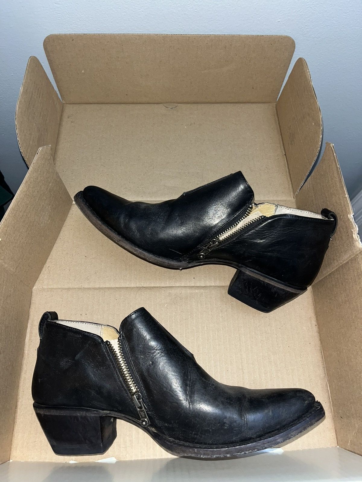 Frye Womens Frye Sacha Moto Shootie Black Size US 9.5 / IT 39.5 - 5 Thumbnail
