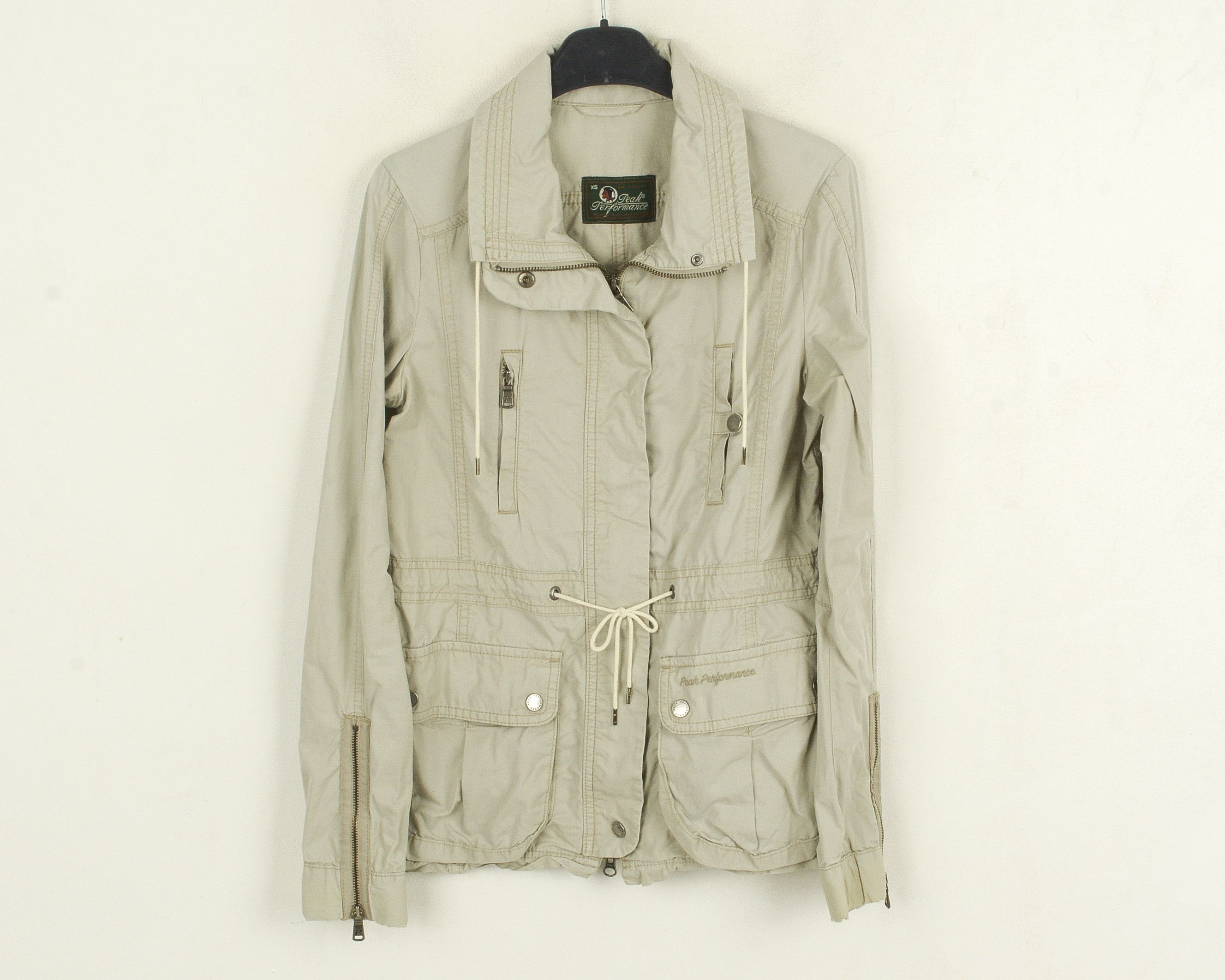 Peak Performance Kenna J Womens XS Jacket Coat Raincoat Outdoor Light Grey Size XS / US 0-2 / IT 36-38 - 1 Thumbnail