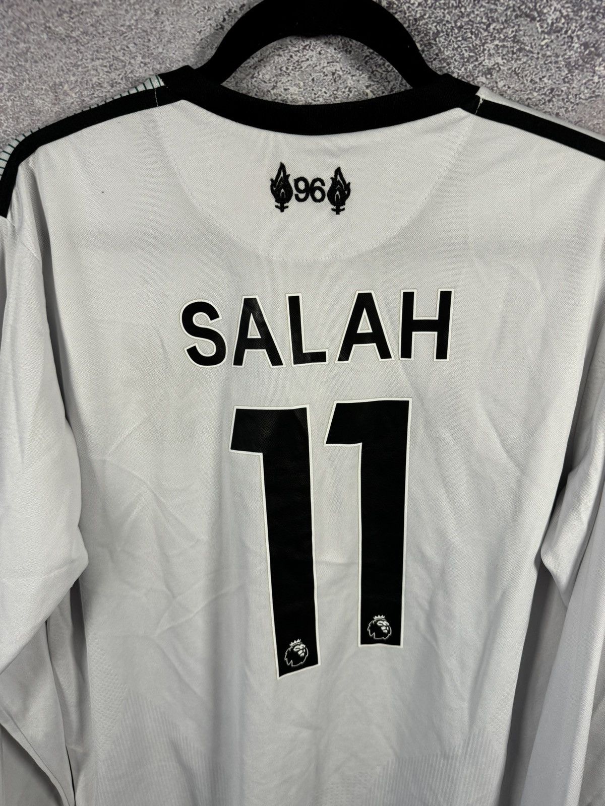 New Balance × Vintage M.SALAH Vintage Liverpool 2017/18 New Balance Jersey Large Size US L / EU 52-54 / 3 - 12 Thumbnail