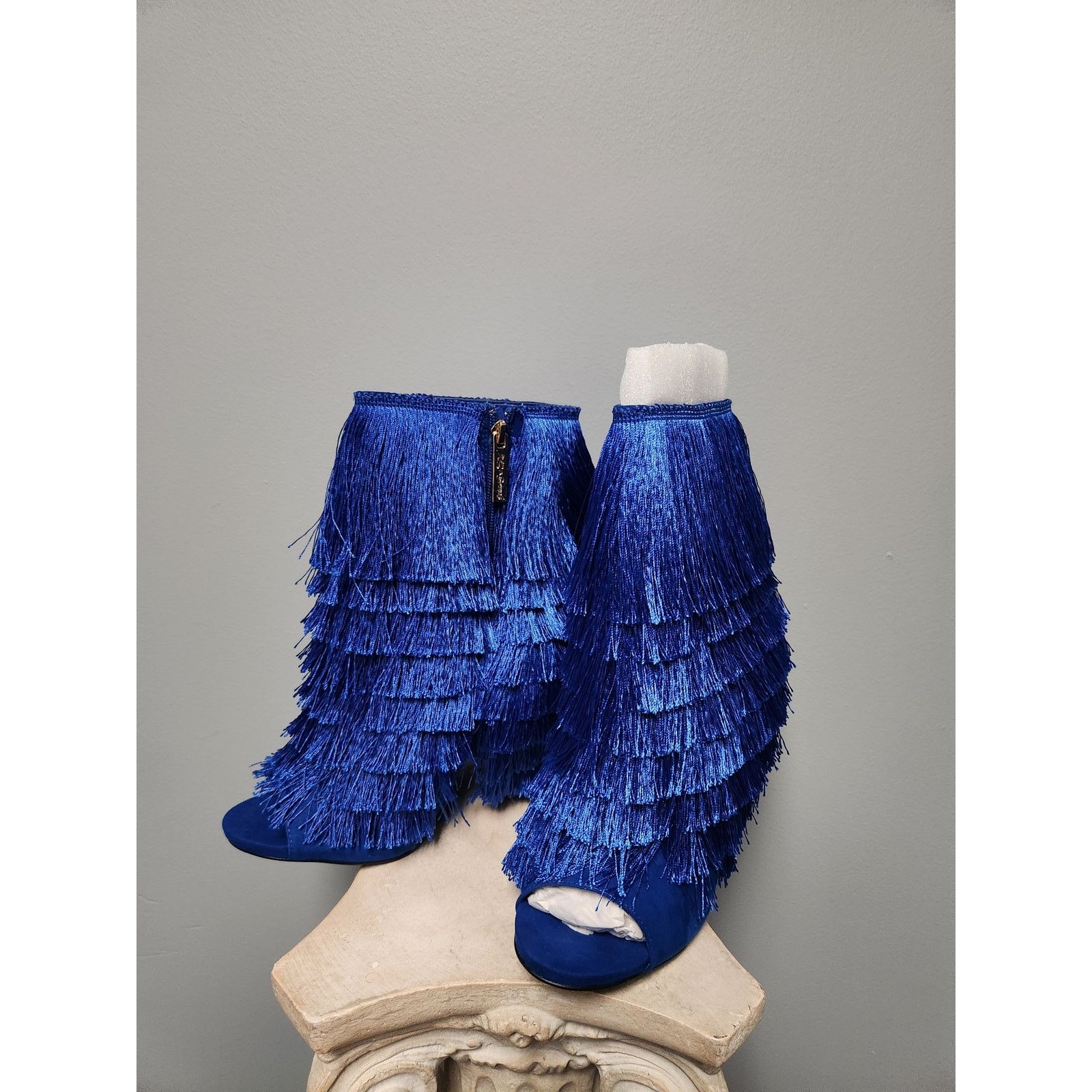 Mambo NWOT Mambo Fringe Heels in Blue 11 Size US 11 / IT 41 - 1 Thumbnail