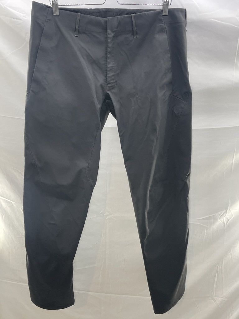 Veilance ARCTERYX VEILANCE Indisce Graphite Gray Nylon Pants Size US 36 / EU 52 - 2 Thumbnail
