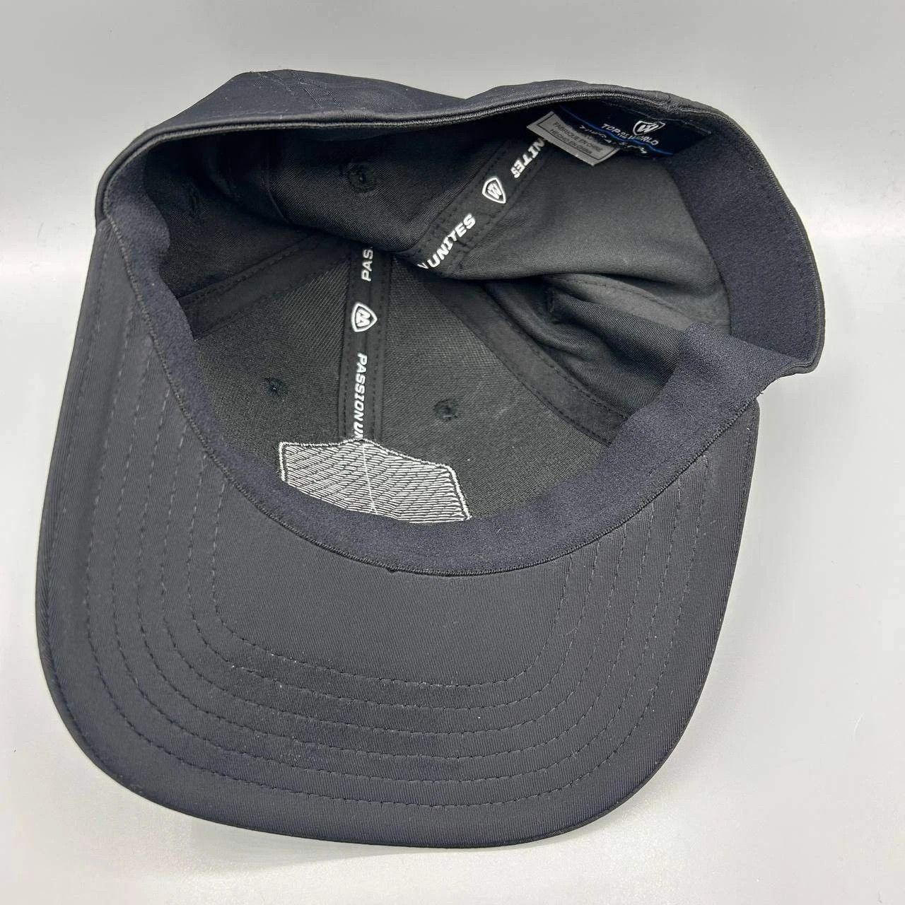 Top Of The World Tennessee Volunteers Hat Men S-M NCAA Stretch Fitted Cap Size ONE SIZE - 2 Thumbnail