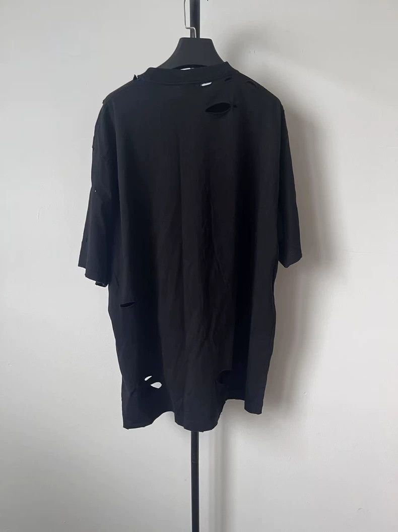 Balenciaga Balenciaga Letter Print Crew Neck Ripped Short Sleeve T-Sh Size XXS / US 00 / IT 34 - 2 Thumbnail