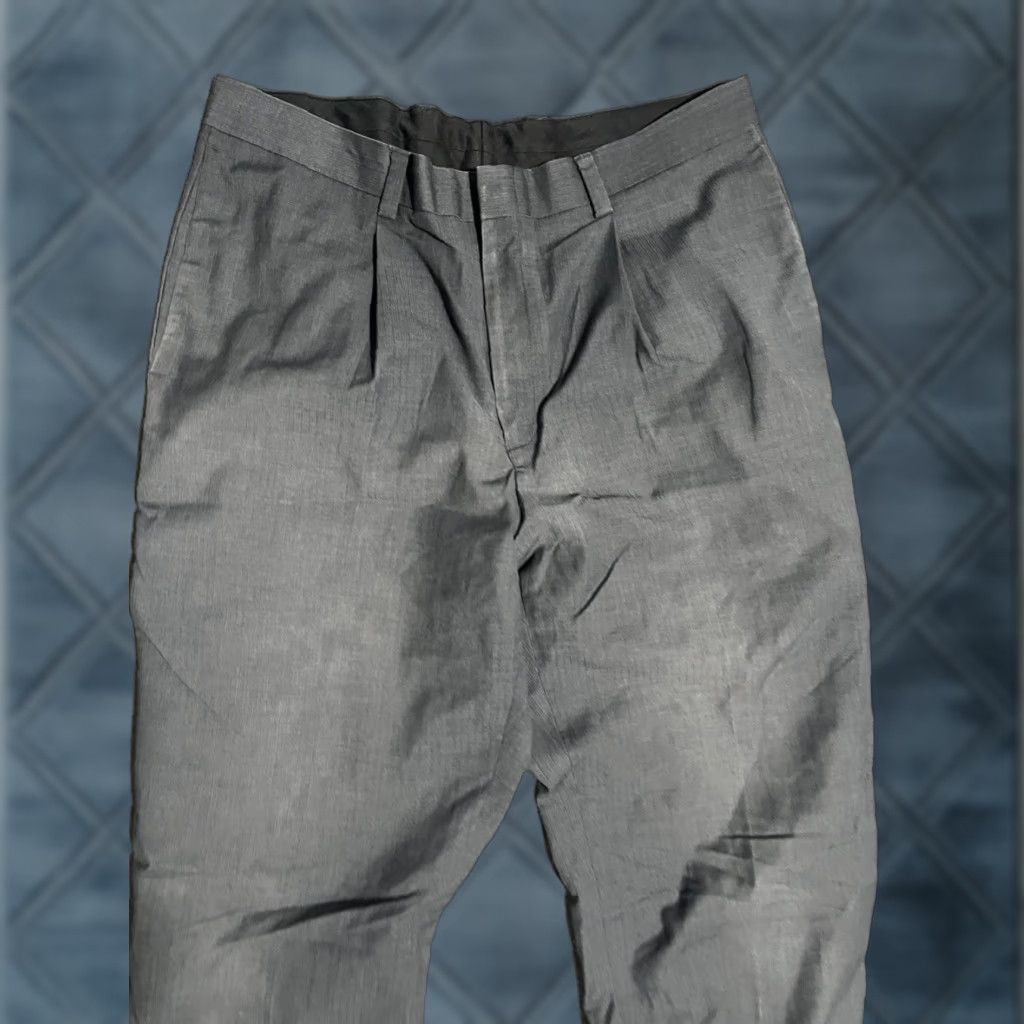 Kenneth Cole KENNETH COLE Reaction Pleated PANTS 36x26 Gray Solid Dress Pants Mens Front Flat Front Chino Cotton 36 Waist 26 Inseam Regular Size Size US 36 / EU 52 - 1 Thumbnail