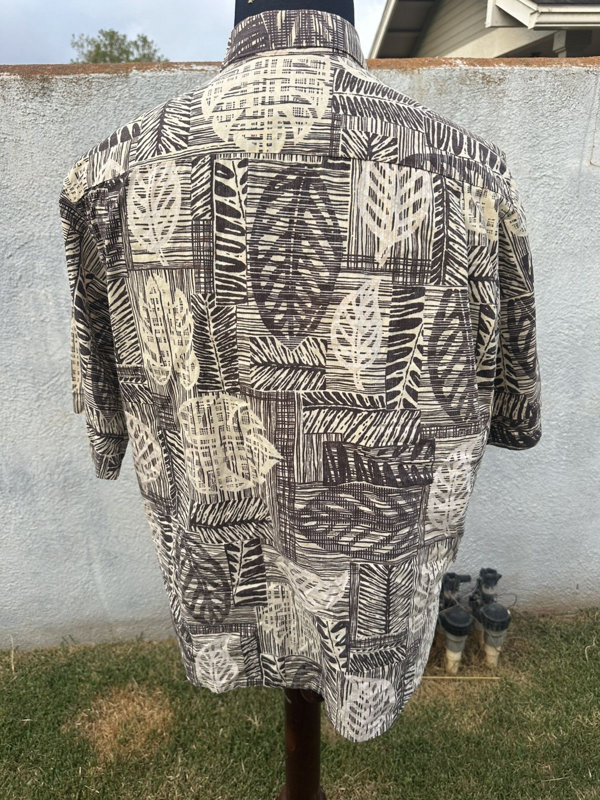 Reyn Spooner PreOwned Reyn Spooner Hawaiian Print Brown/Beige Men's L Size US L / EU 52-54 / 3 - 2 Thumbnail