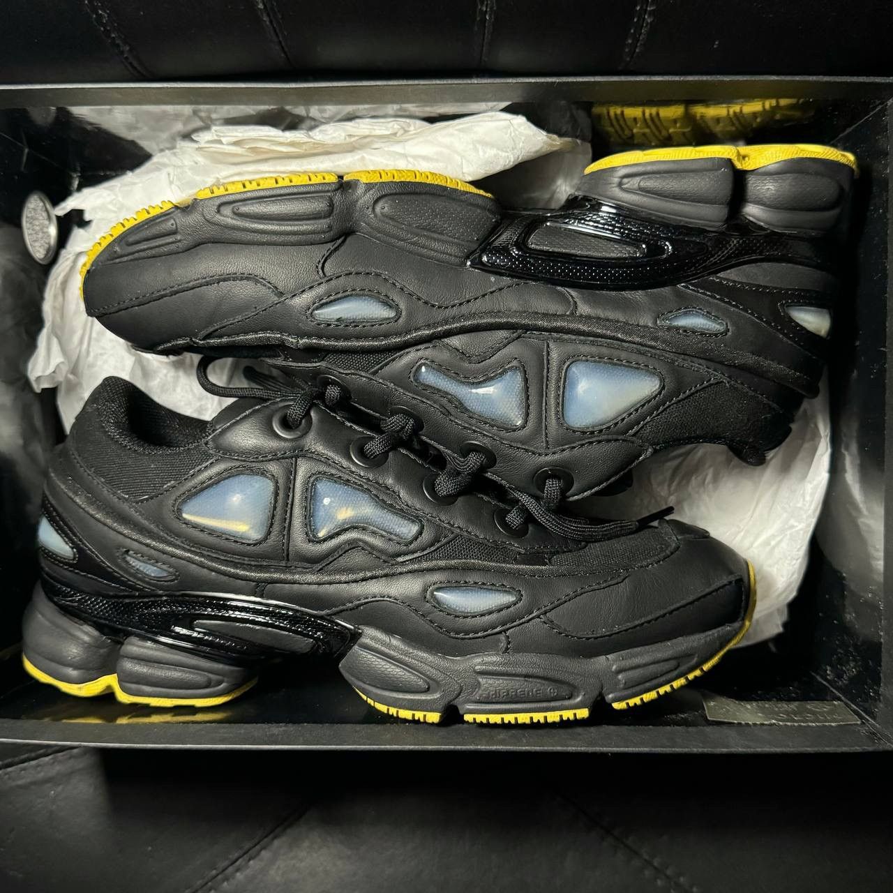 Adidas × Raf Simons Adidas Raf Simons Ozweego Corn Black Size US 7 / EU 40 - 10 Thumbnail