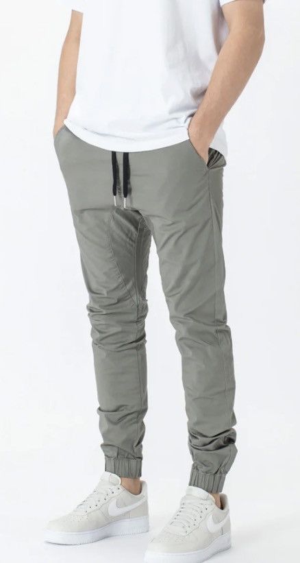Zanerobe Zanerobe Sureshot Lite Mid Jogger 32 GD Dk Moss NWT Size US 32 / EU 48 - 1 Thumbnail