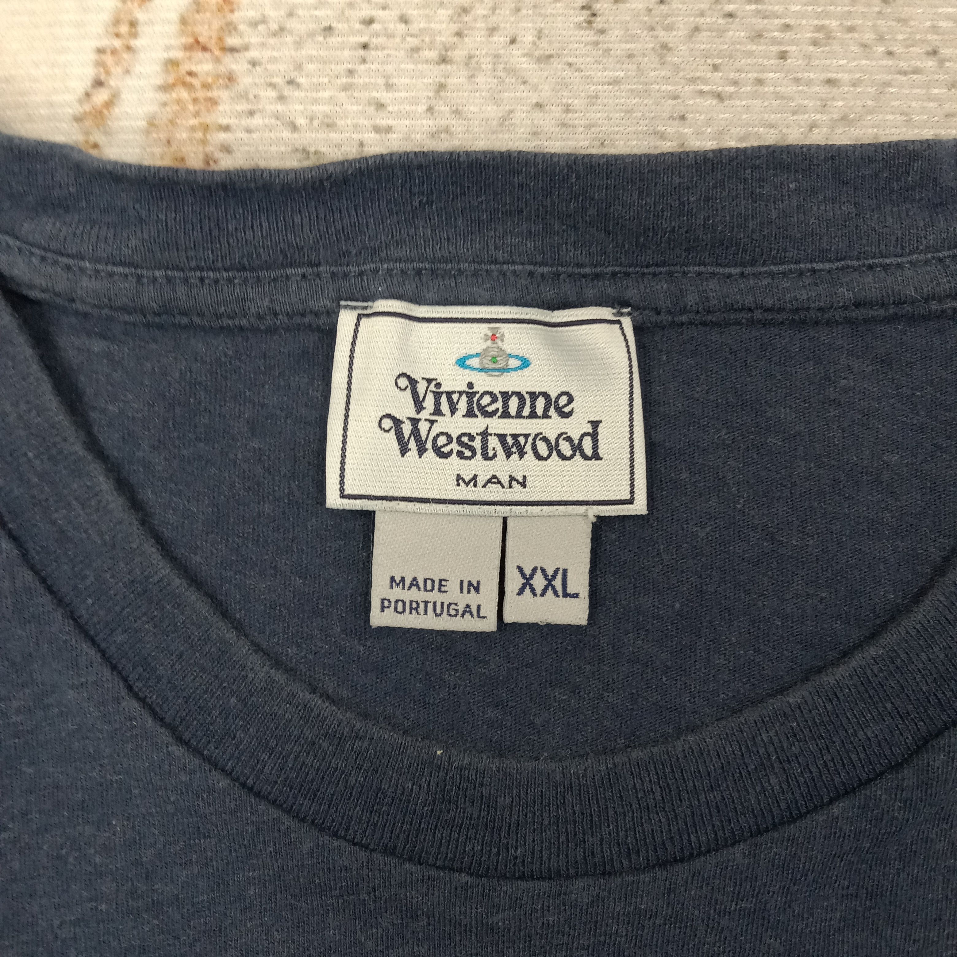Vivienne Westwood Vivienne Westwood Italian Brand Tshirt C259N17 Size US L / EU 52-54 / 3 - 3 Thumbnail