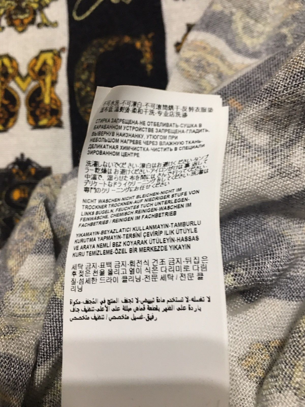 Versace VERSACE Virtus Silk Sweater Alphabet Black Gold Medusa EU38 Size S / US 4 / IT 40 - 16 Thumbnail