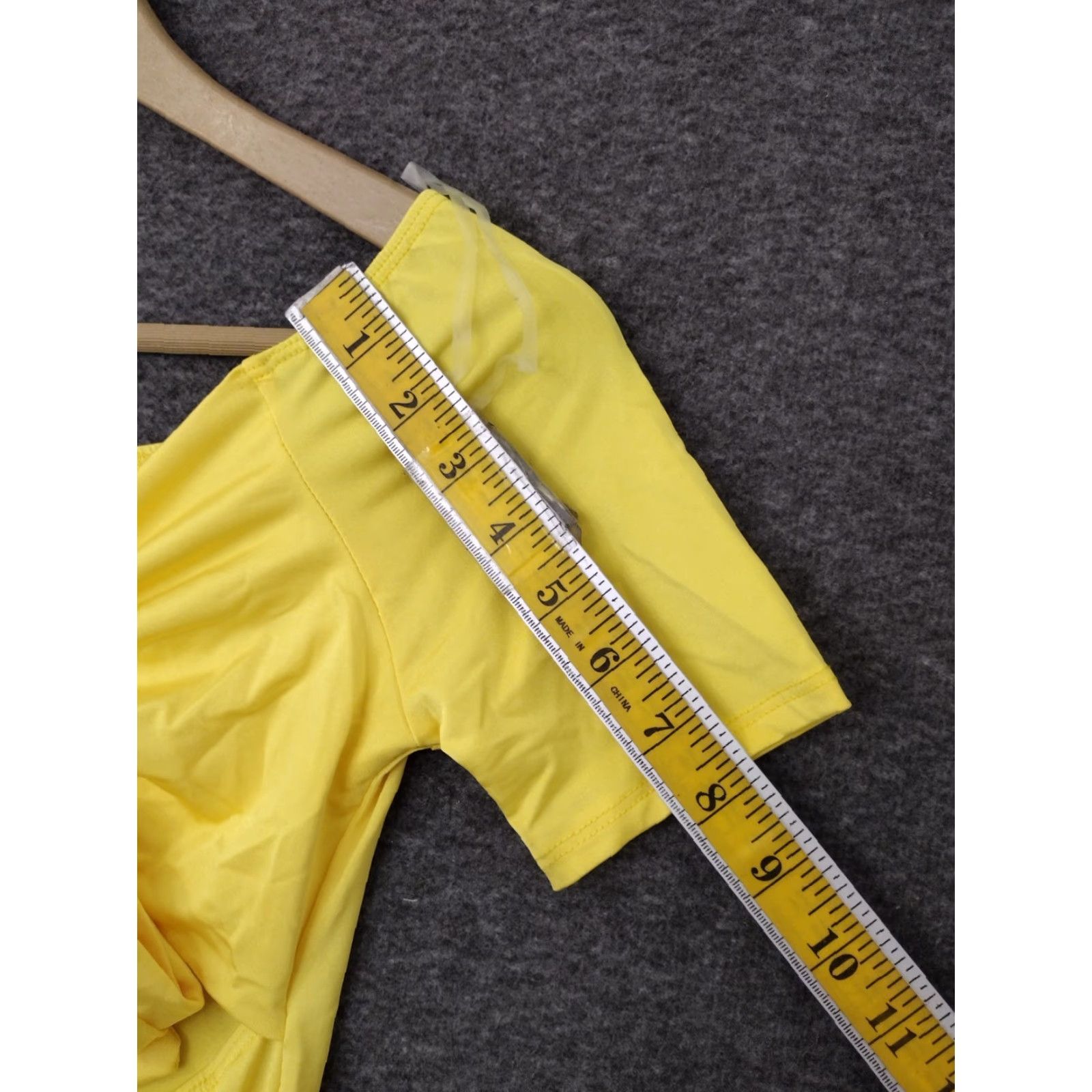 Vintage MAGIA Bodysuit Yellow Short Sleeve Open Tummy Tie Front Size M Women's Solid Blended Fabric One Piece Size M / US 6-8 / IT 42-44 - 5 Thumbnail