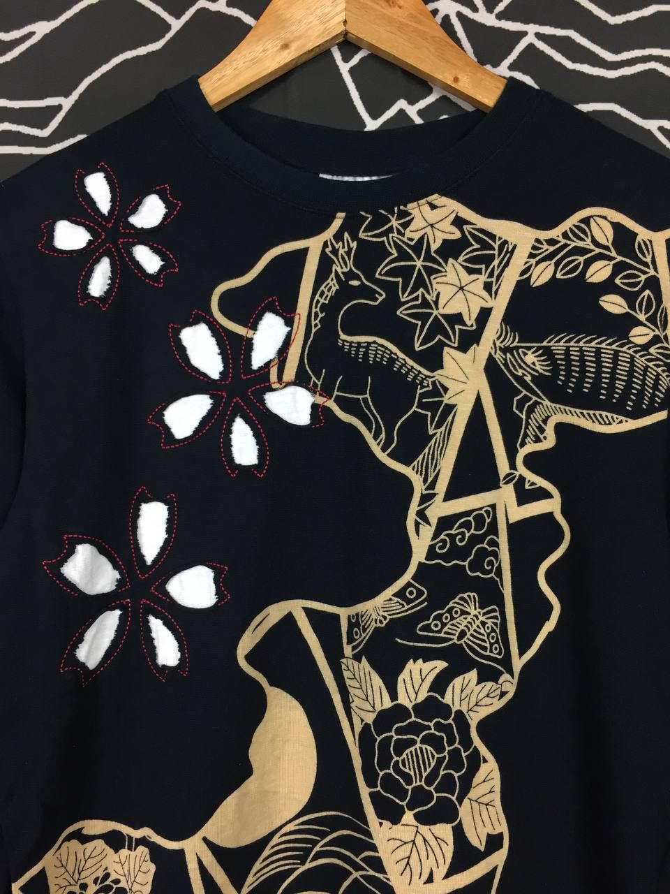 Japanese Brand Vtg Infinity Japanese Traditional Sukajan Longsleeve Tee Size US M / EU 48-50 / 2 - 3 Thumbnail