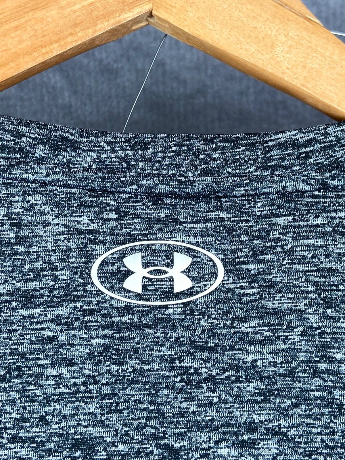 Under Armour Under Armour grey training shirt M Size US M / EU 48-50 / 2 - 5 Thumbnail
