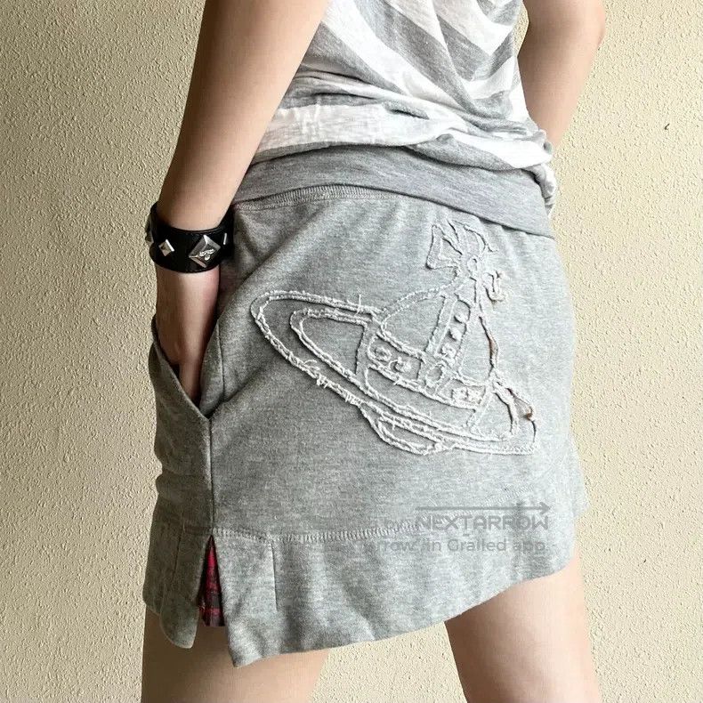 Vivienne Westwood Vivienne Westwood size 2 Large Saturn Pleated Skirt, Sweats Size 42" / US 20 - 1 Thumbnail