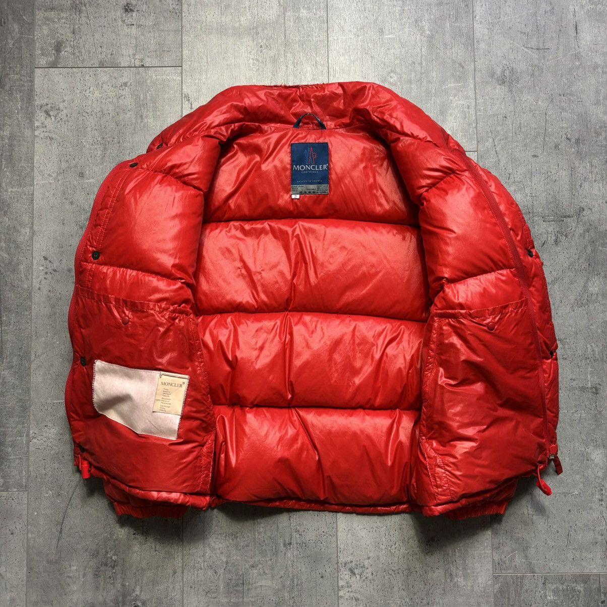 Moncler × Vintage Vintage 80’s Moncler Grenoble Red Puffer Down Jacket Size US M / EU 48-50 / 2 - 16 Thumbnail