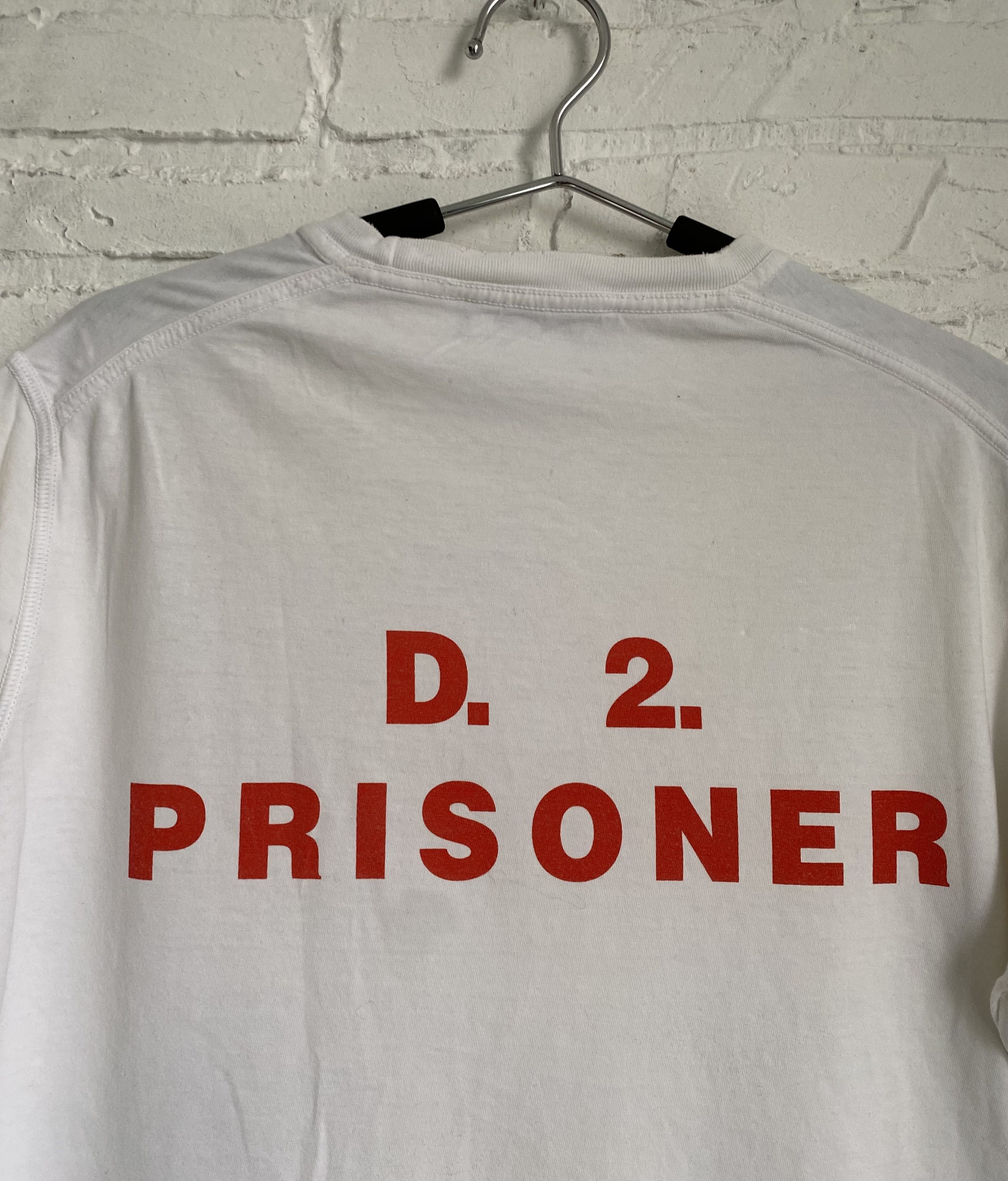 Dsquared2 Dsquared 2 D.2 Prisoner distressed t-shirt Size US L / EU 52-54 / 3 - 3 Thumbnail
