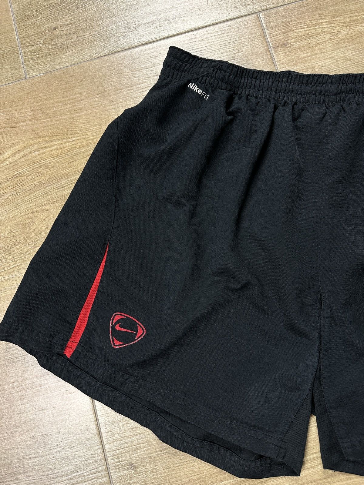 Nike × Vintage Vintage Y2K Nike Shorts Size US 36 / EU 52 - 3 Thumbnail
