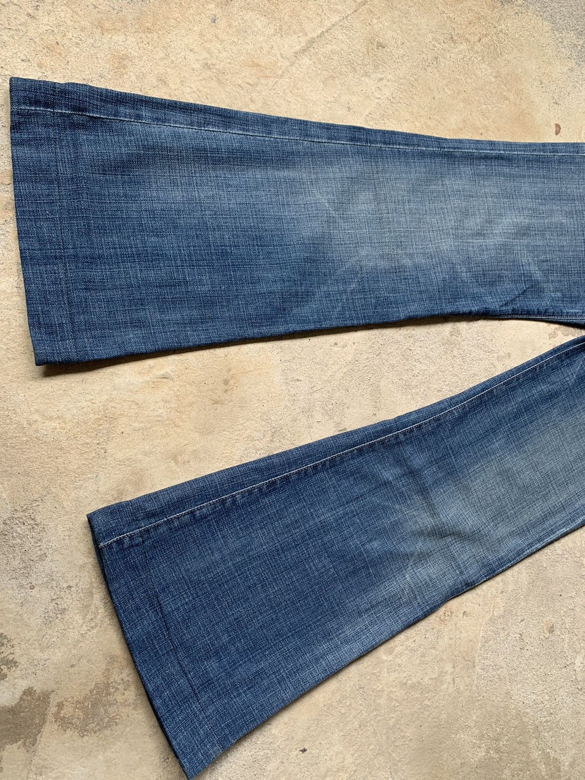 If Six Was Nine × Japanese Brand × Le Grande Bleu (L.G.B.) MAKIND SEVEN FOR ALL FLARE DISTRESSED DENIM Size US 28 / EU 44 - 6 Thumbnail