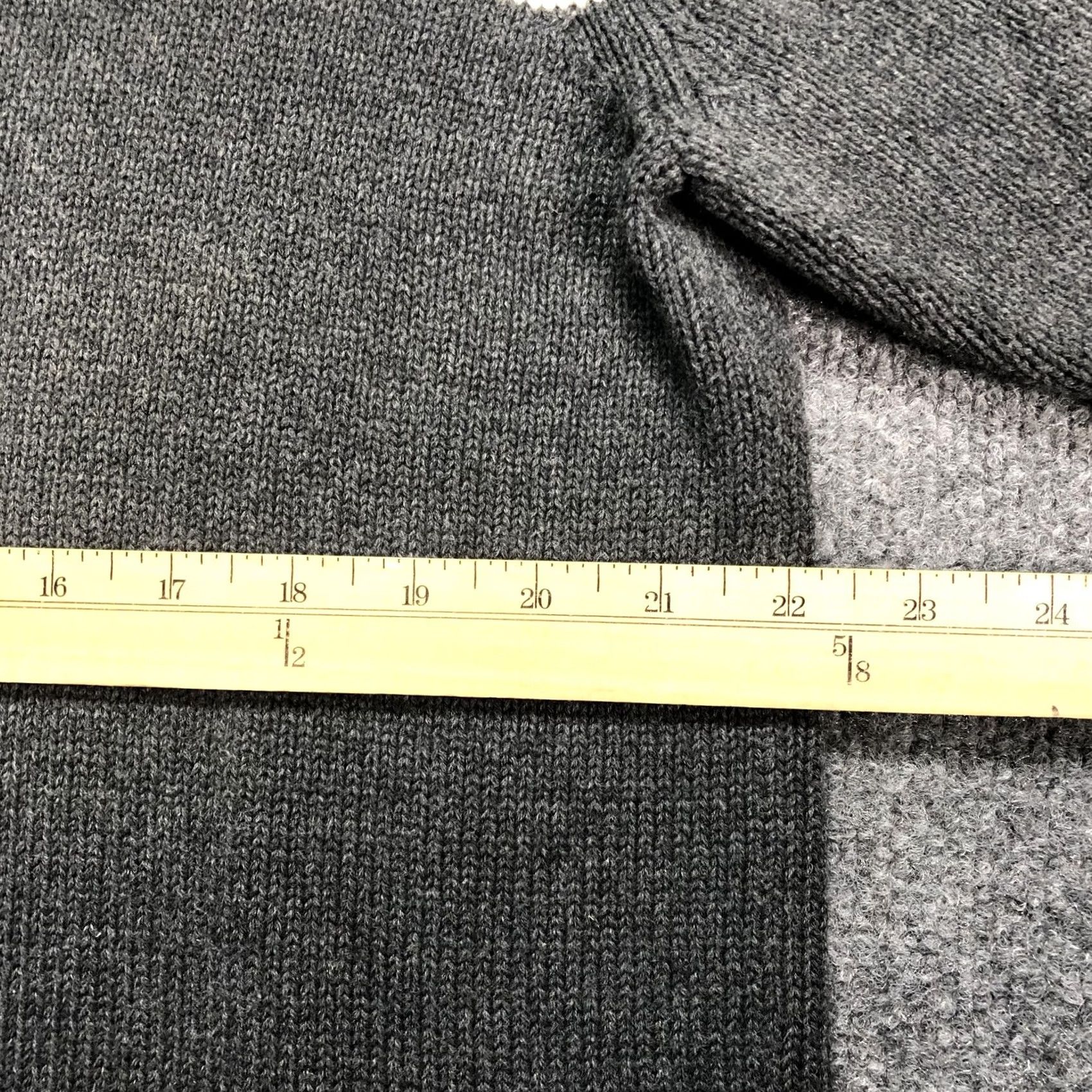 Old Navy Old Navy Mens Large Gray Stripe Crewneck Cotton Pullover Casual Size US L / EU 52-54 / 3 - 3 Thumbnail