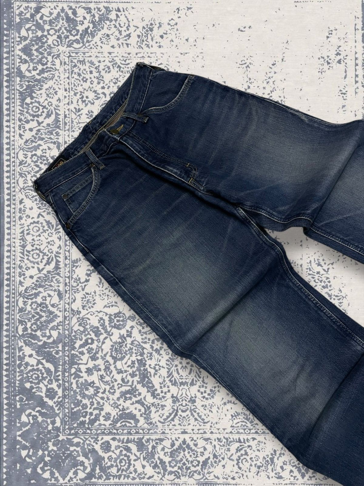 Designer × Lee × Vintage Vintage 1990s Designer Lee Distressed Mudwash Denim Size US 26 / EU 42 - 7 Thumbnail