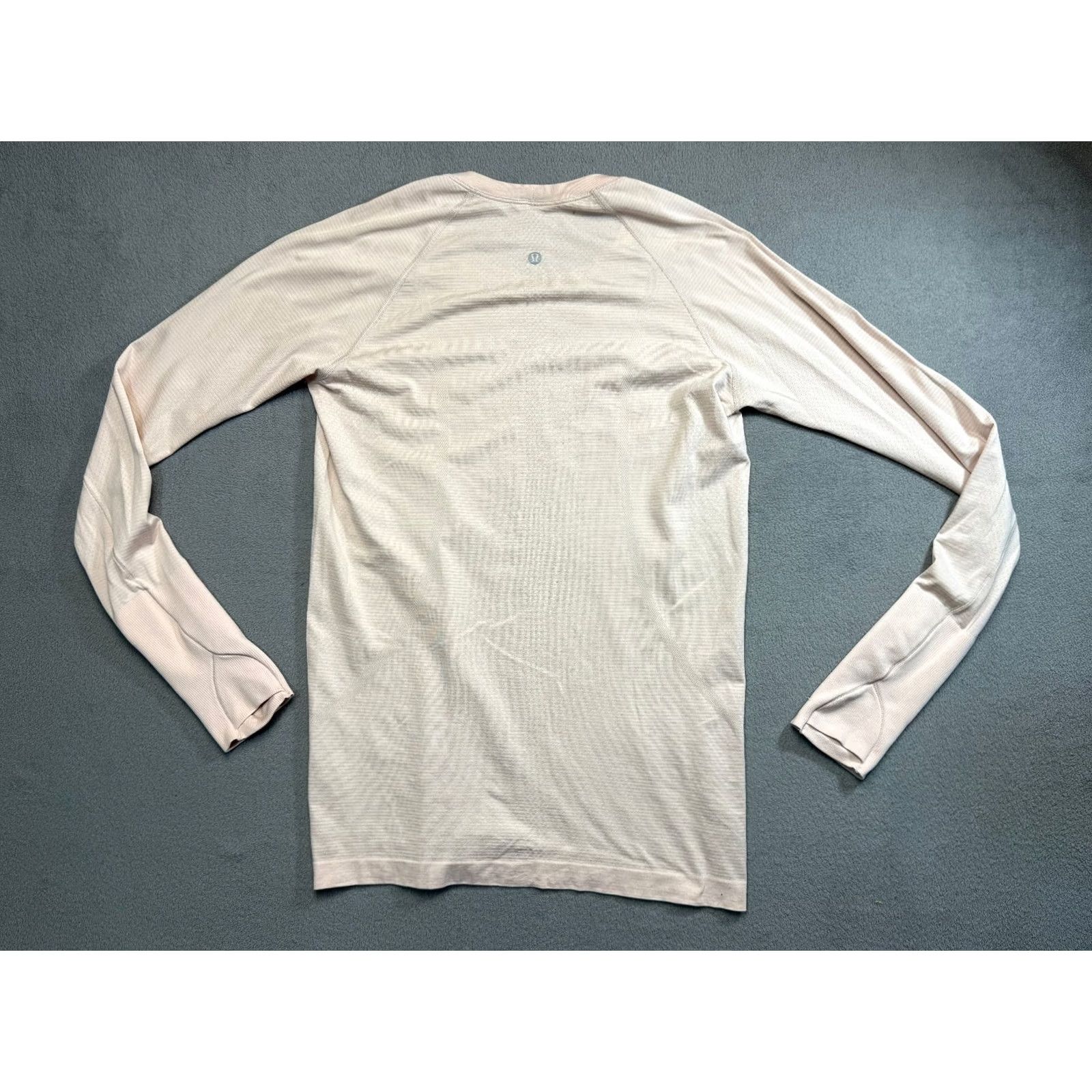 Lululemon Lululemon training top shirt long sleeve gym Peach Pink womens size 10 Size L / US 10 / IT 46 - 6 Thumbnail