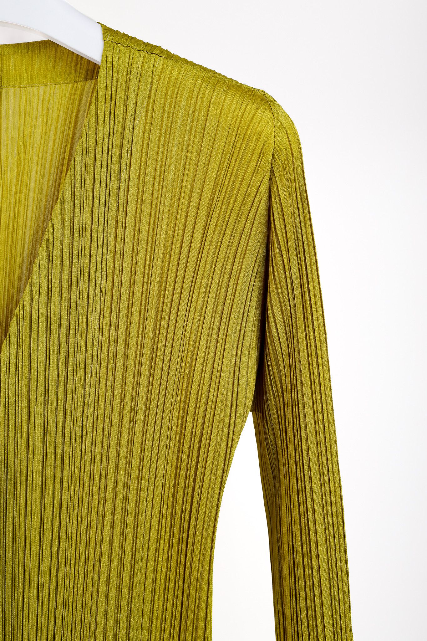 Pleats Please Issey Miyake Issey Miyake Pleats Please Pleated Long Buttoned Cardigan Size L / US 10 / IT 46 - 4 Thumbnail