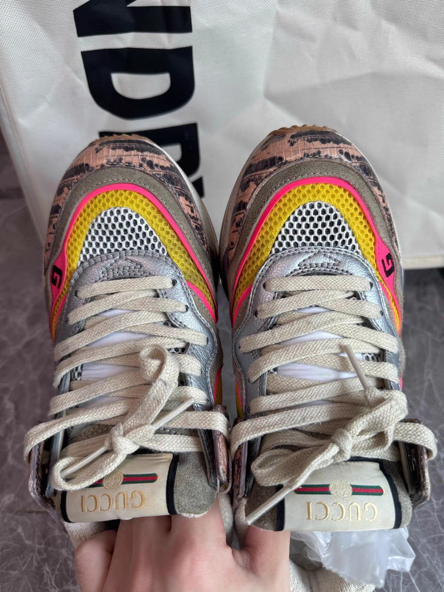 Gucci Gucci Ultrapace Sneakers K6 Size US 5.5 / IT 35.5 - 9 Thumbnail