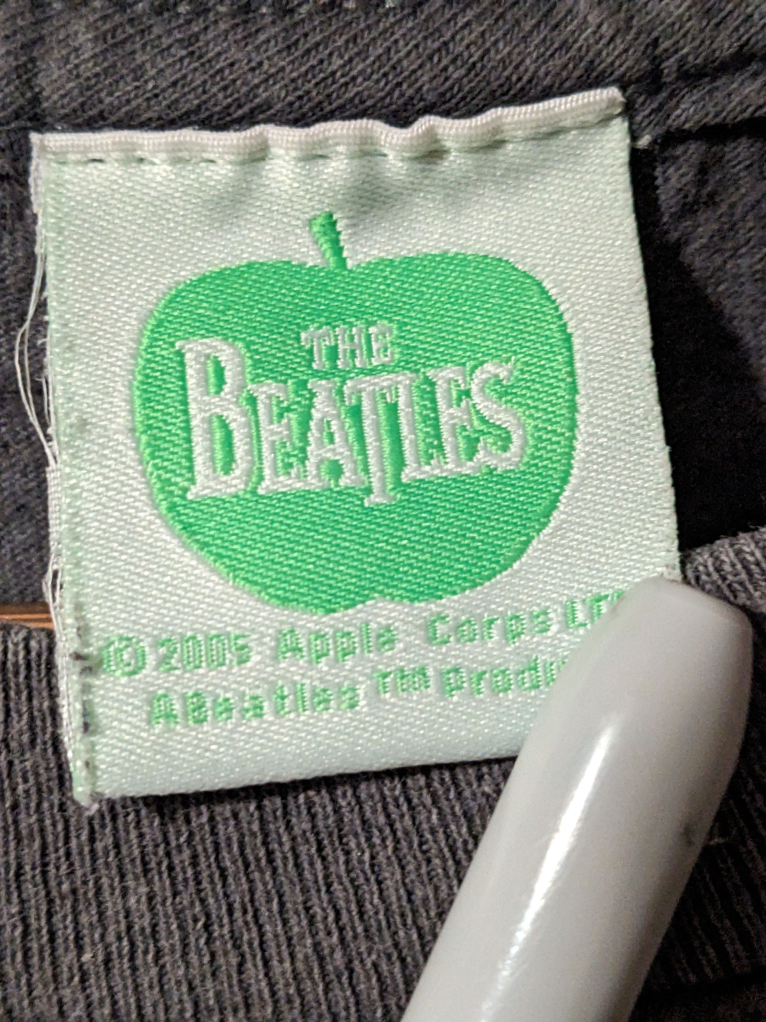 Band Tees × Vintage Vintage 2005 The Beatles Abbey Road Band Tour Medium T-Shirt Size US M / EU 48-50 / 2 - 3 Thumbnail