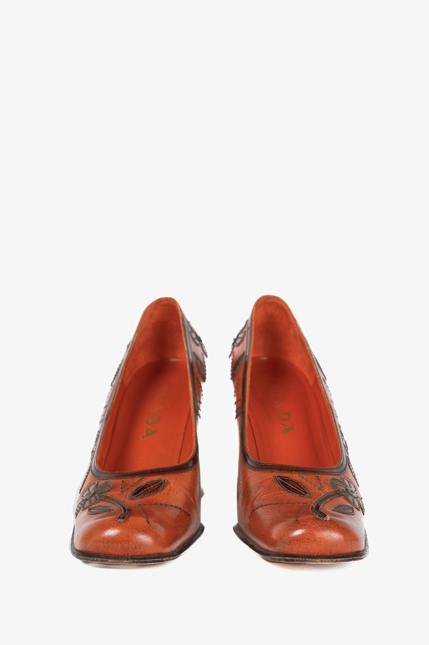 Prada Prada AW/96 Orange Leather Floral-Applique Pumps Size US 7.5 / IT 37.5 - 2 Thumbnail