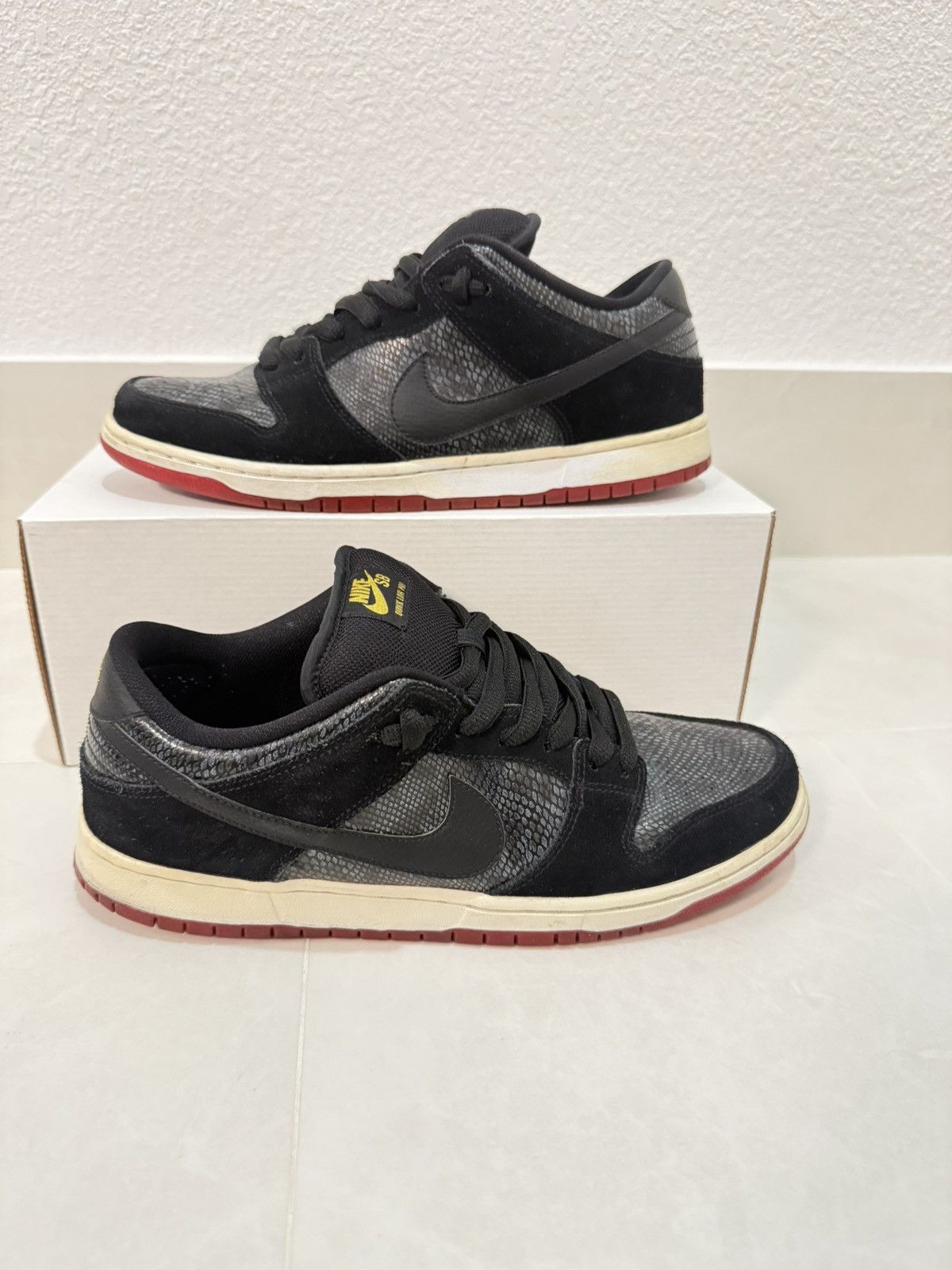 Nike Nike Dunk Low Premium SB 'Snake Eyes' Size 11 - Used Size US 11 / EU 44 - 2 Thumbnail