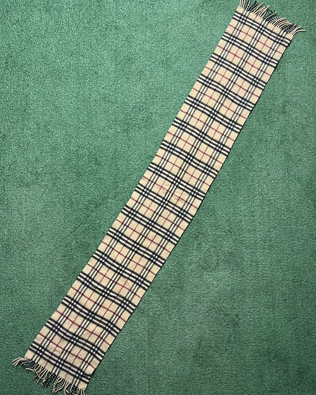 Burberry Burberry Lambswool Scarf Size ONE SIZE - 3 Thumbnail
