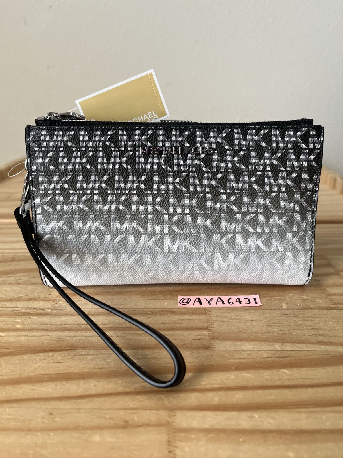 Michael Kors Michael Kors wallet Size ONE SIZE - 2 Thumbnail