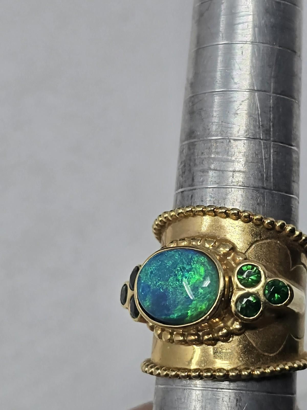 Other 22g Paula Crevoshay 18k Gold Black Opal Tsavorite Ring Size ONE SIZE - 4 Thumbnail