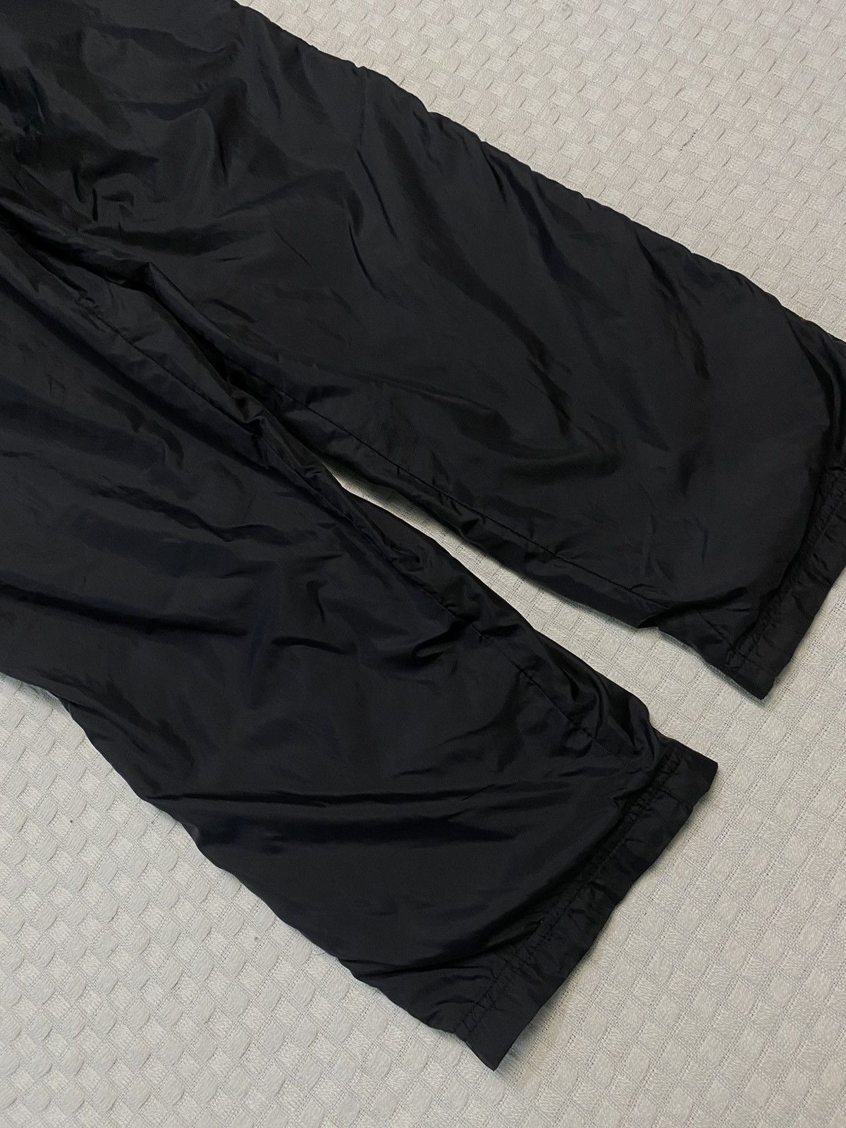 Gucci 💥 VINTAGE NIKE GUCCI STYLE BAGGY NYLON 90S TRACK PANTS Y2K Size US 30 / EU 46 - 13 Thumbnail