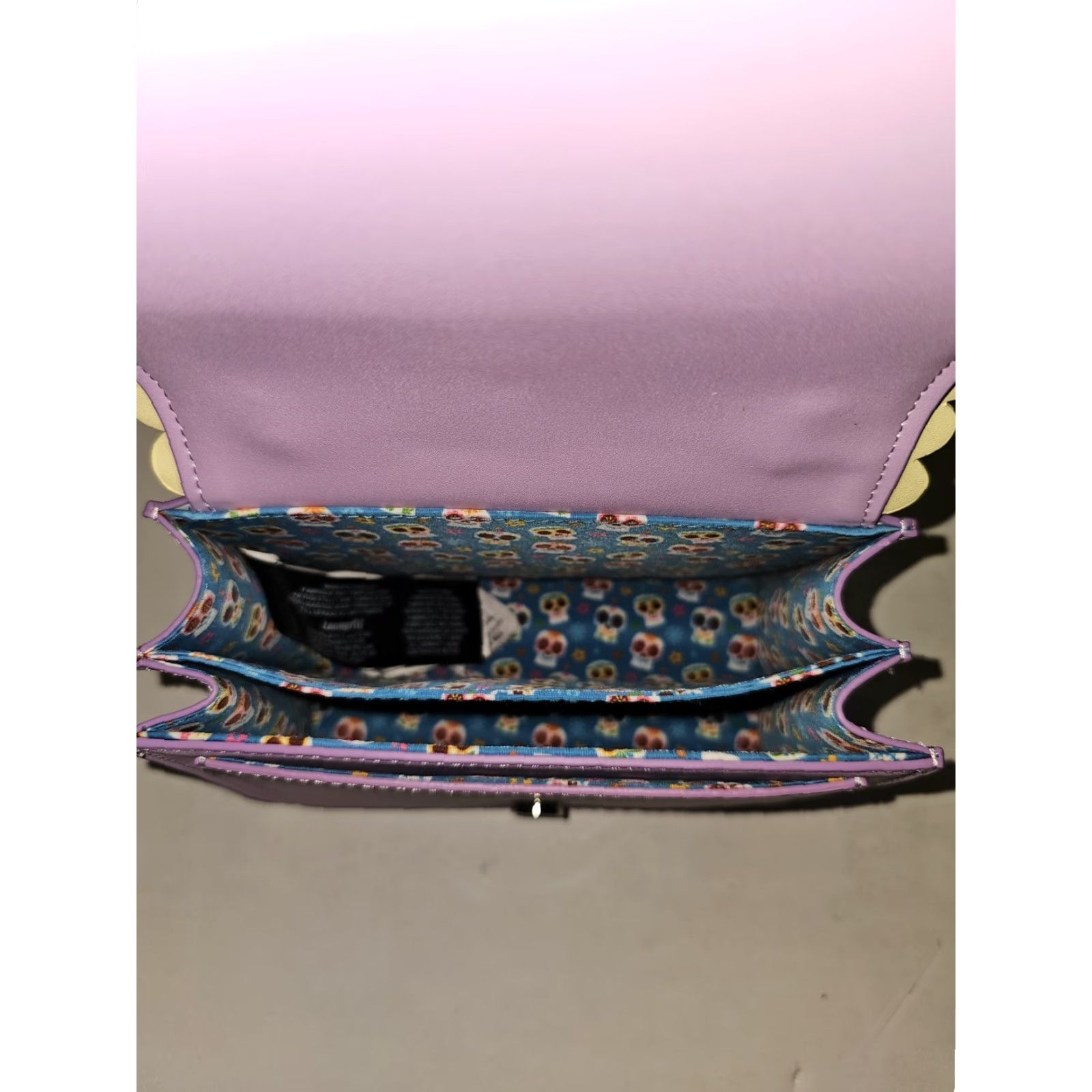 Vintage VINTAGE NWT Loungefly Disney Pixar Coco Ofrenda Crossbody Purse All Over Print Women's Bag Crossbody Gift Size ONE SIZE - 6 Thumbnail