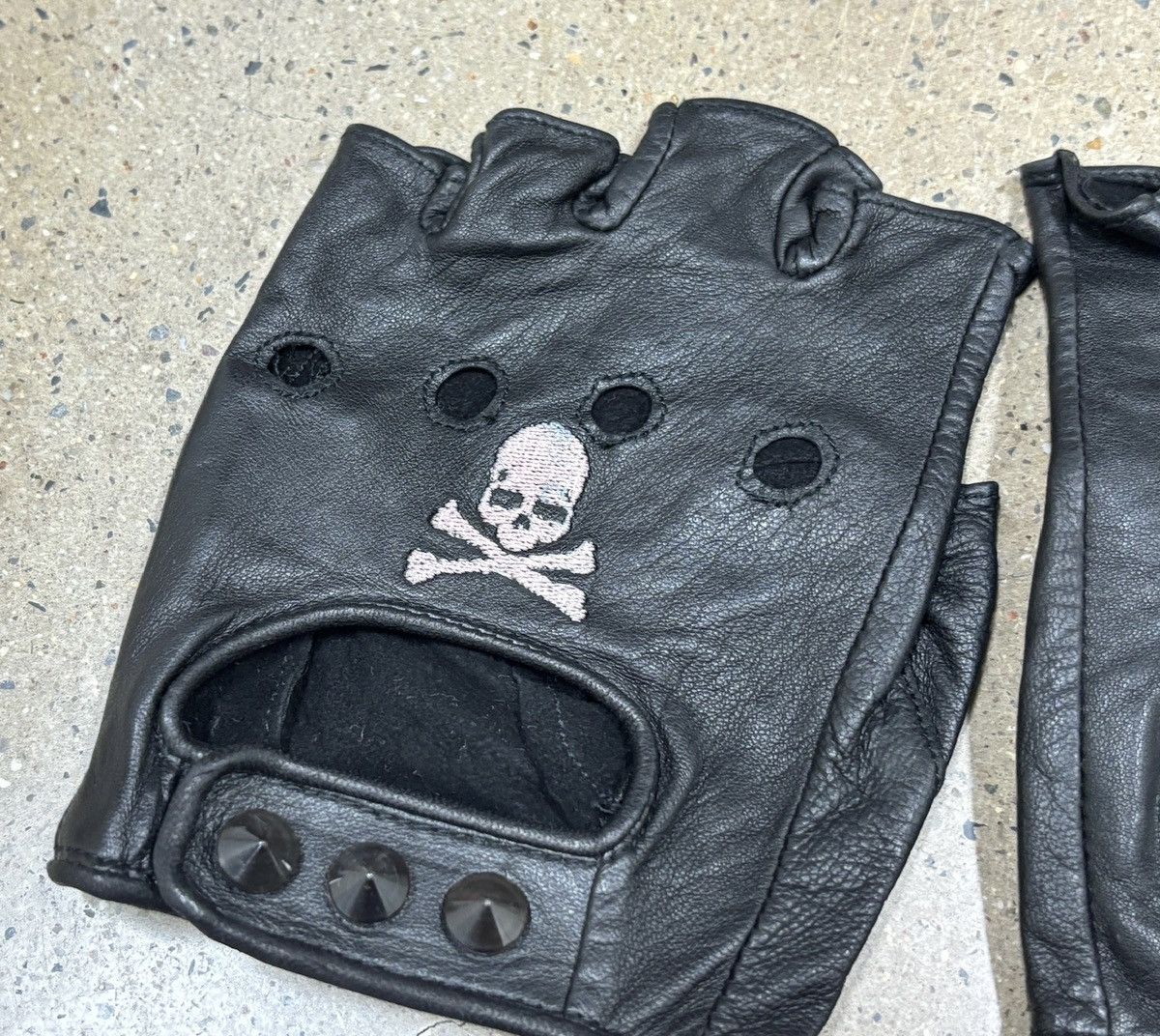 Mastermind Japan MMJ Mastermind Japan Leather Gloves Size ONE SIZE - 5 Thumbnail