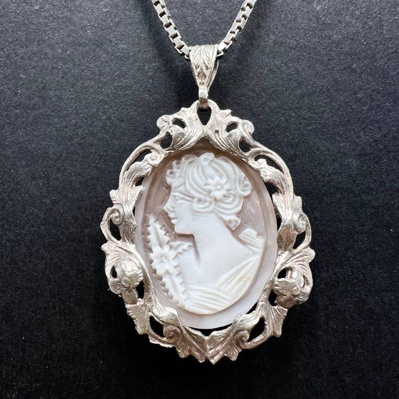 Vintage Vintage 925 Sterling Silver Shell Cameo Pin Brooch Pendant Size ONE SIZE - 1 Thumbnail