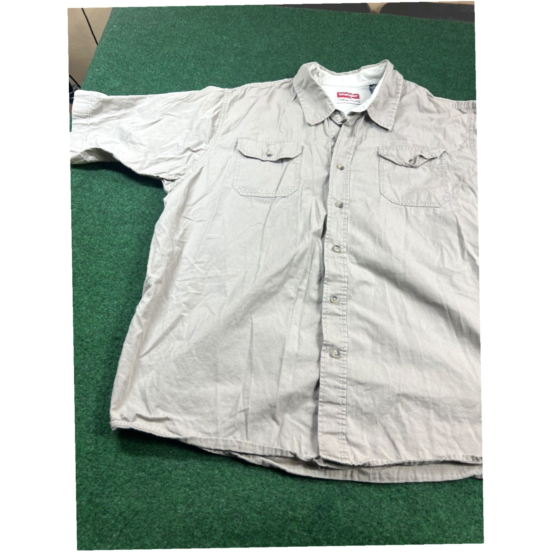 Wrangler Wrangler Mens Beige Shirt Size 2XL Premium Quality Button-Up Short Sleeve Size US XXL / EU 58 / 5 - 2 Thumbnail