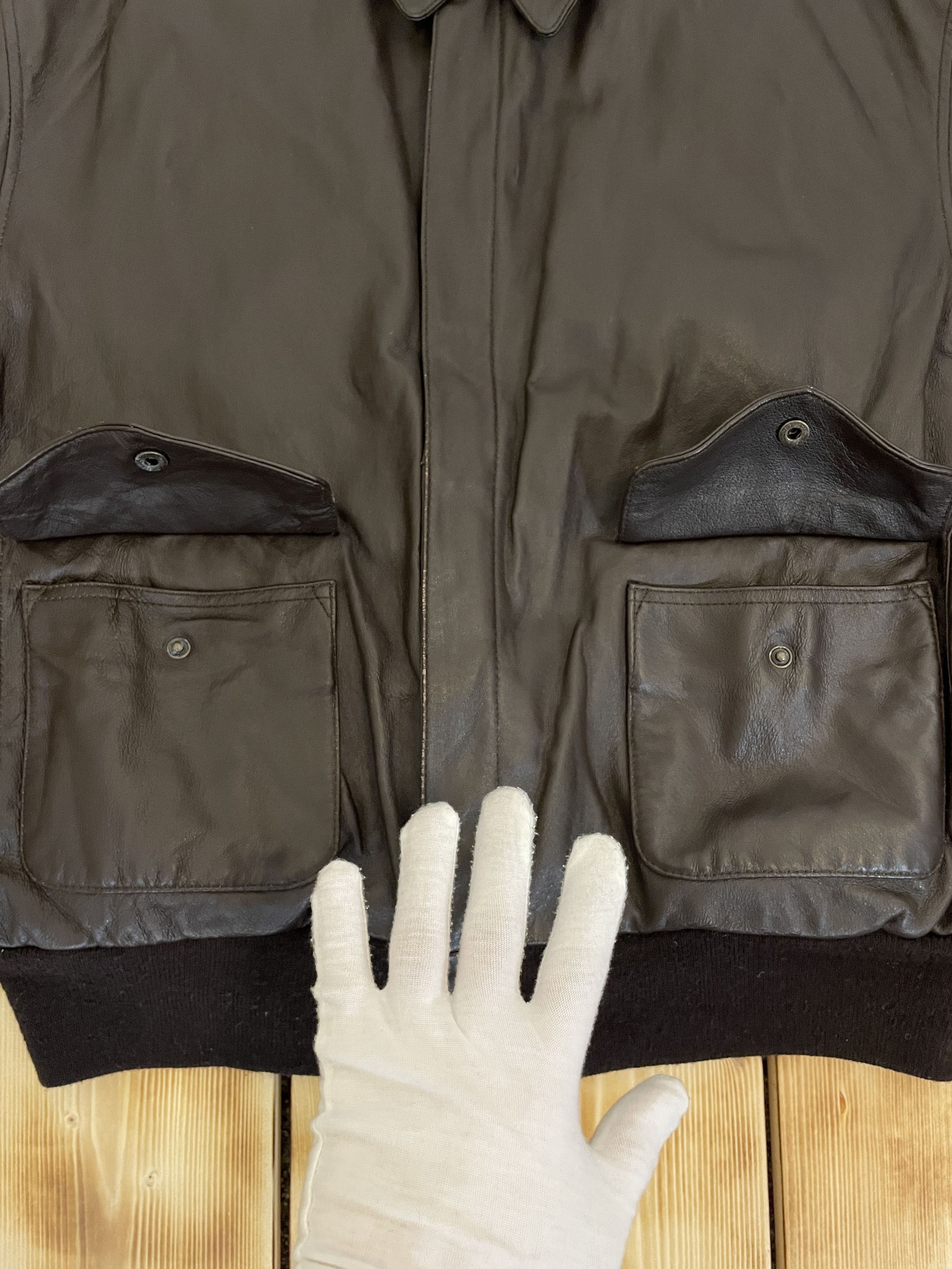 Other Vintage 90`s Airborne AirForce Genuine Leather Bomber Jacket Size US L / EU 52-54 / 3 - 12 Thumbnail