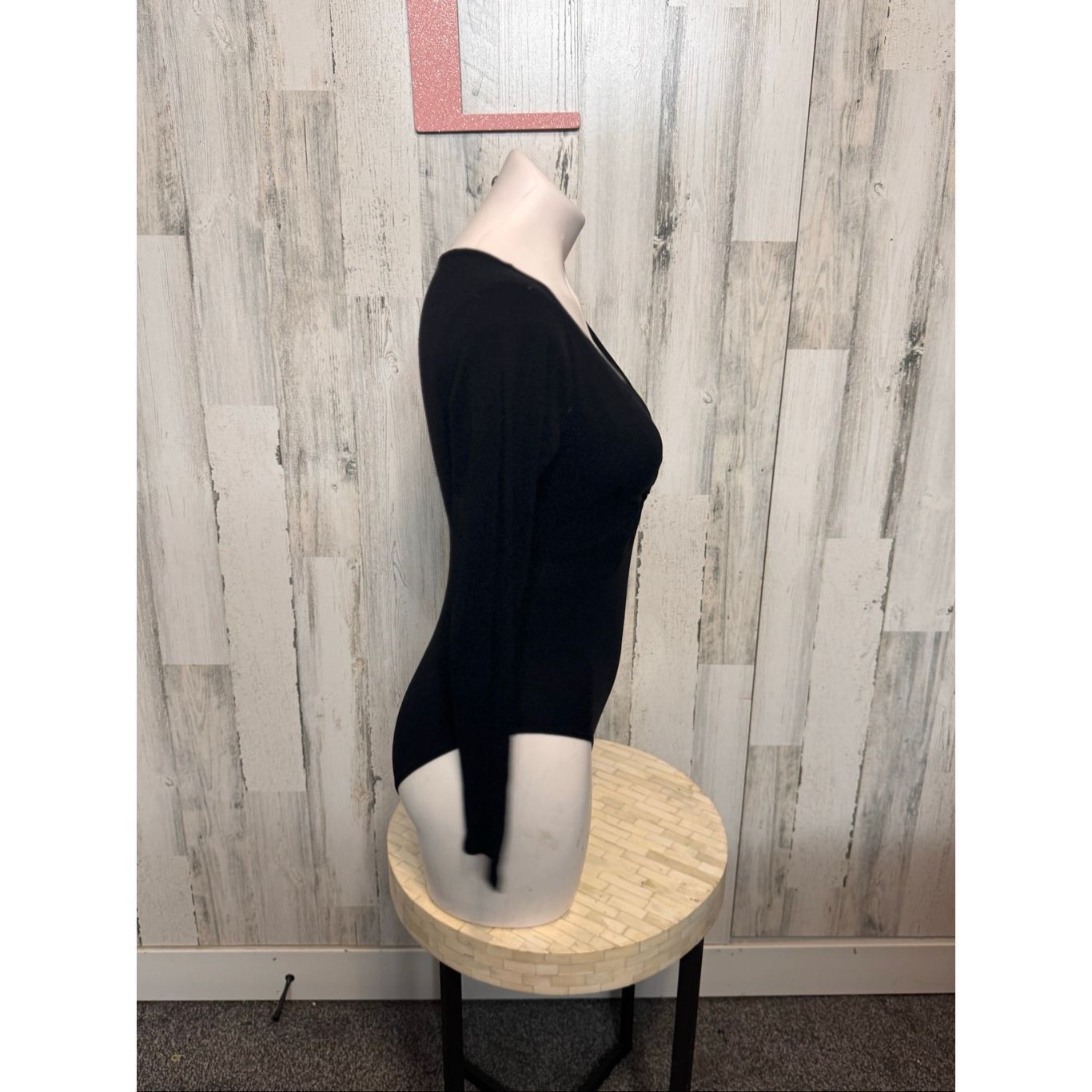 Forever 21 Forever 21 Black Long Sleeve Deep V Bodysuit Women’s Size L Size L / US 10 / IT 46 - 6 Thumbnail
