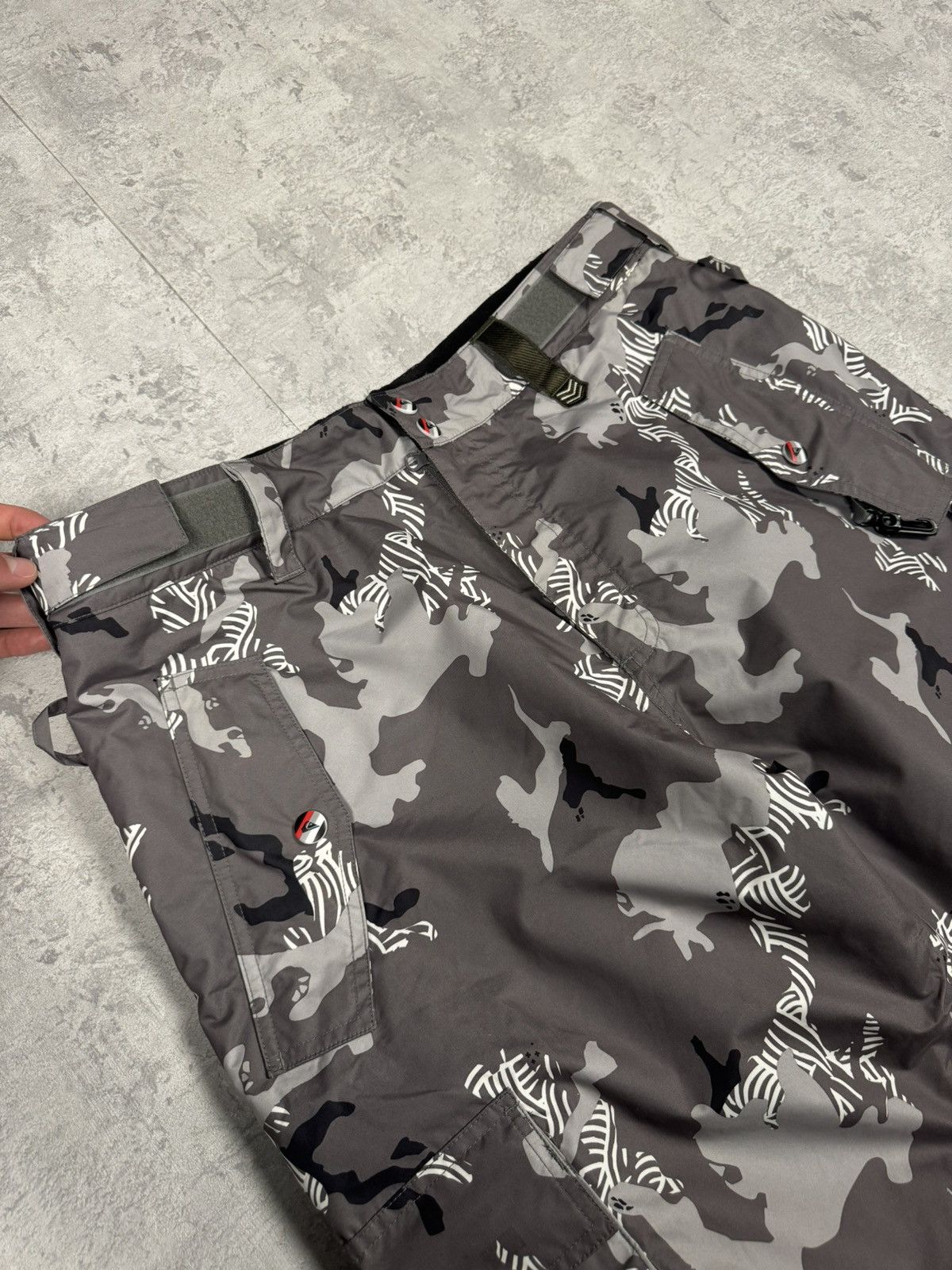 Quicksilver Quiksilver Utility Sherpa Printed Camo Ski Pants Size XL Size US 36 / EU 52 - 9 Thumbnail