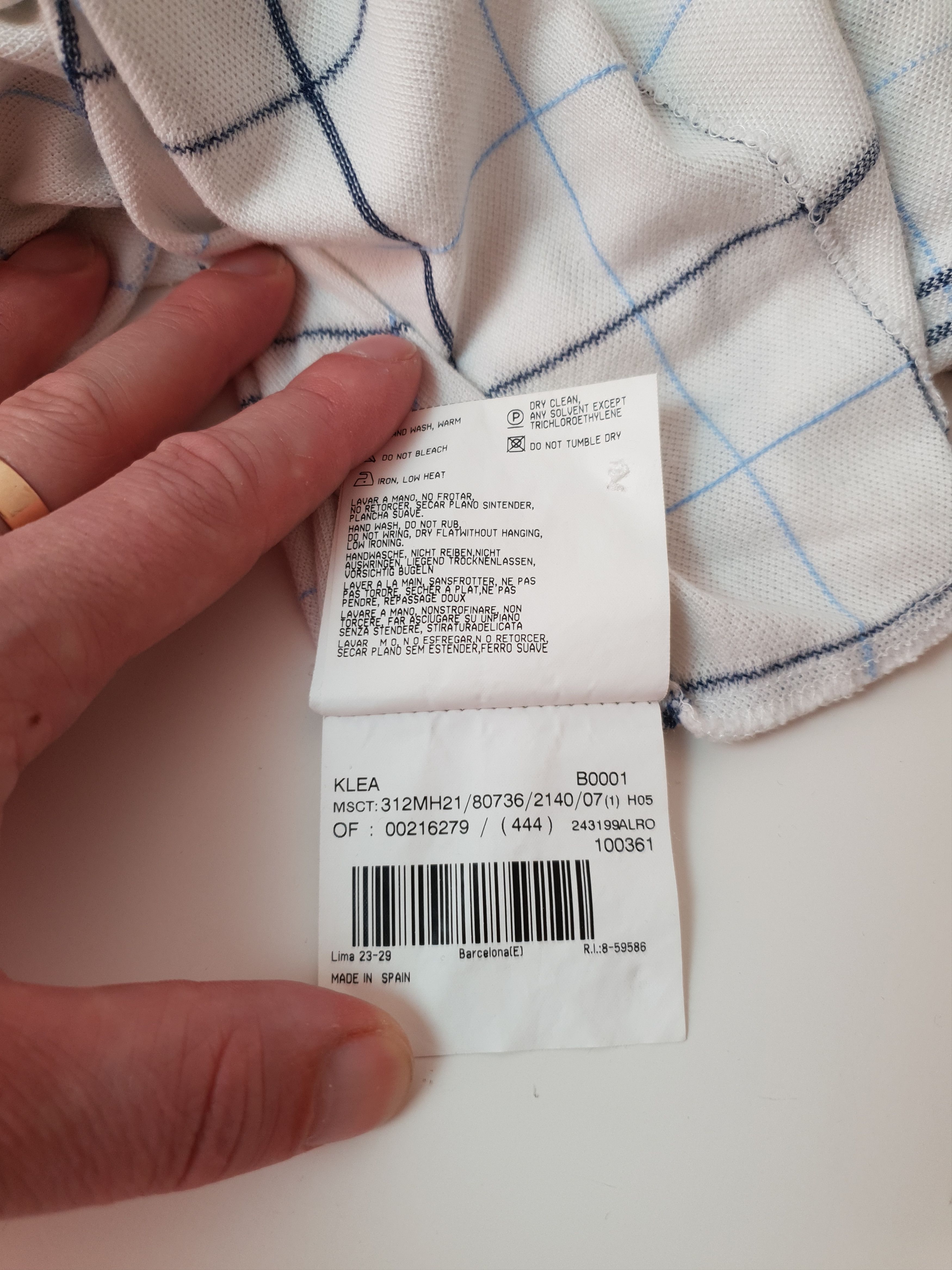 Burberry Burberry London Polo T Shirt Men Size 7 Size US XL / EU 56 / 4 - 15 Thumbnail