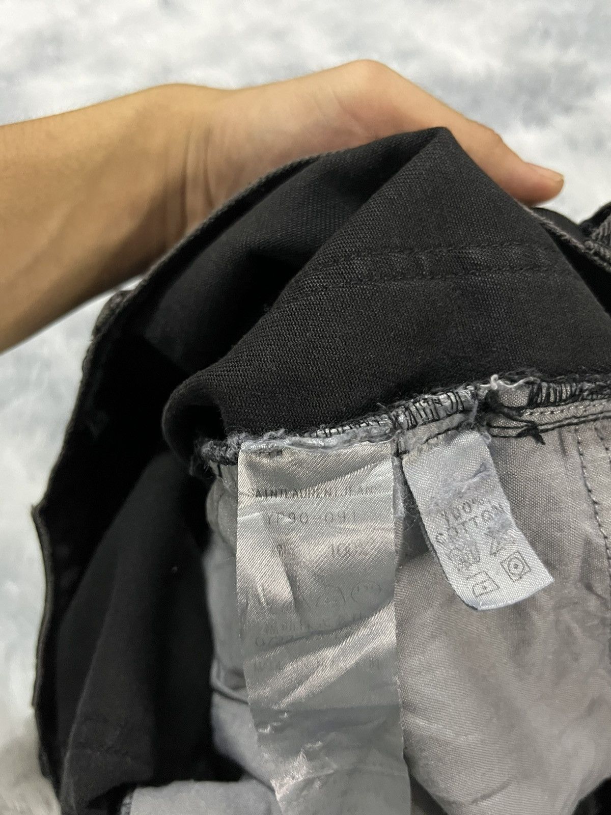 Saint Laurent Paris Vintage Saint Laurent Paris Black Sun Faded Pants Size US 30 / EU 46 - 11 Thumbnail