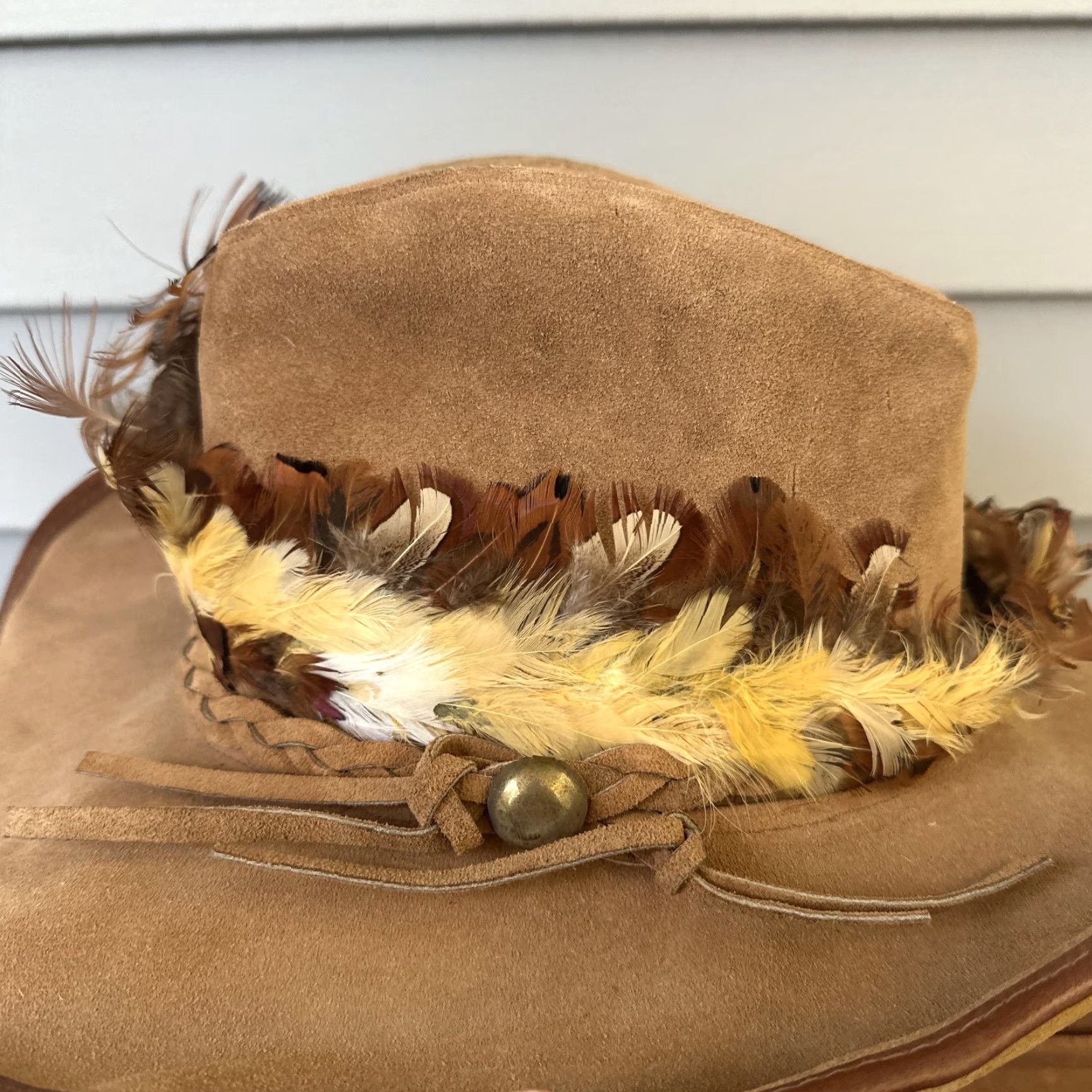 Vintage VINTAGE Western Hat Cowboy Fitted Mens Small Tan Suede Leather Feather Band Braided Felt Wide Brim Mexico 1960s Mens Size ONE SIZE - 7 Thumbnail