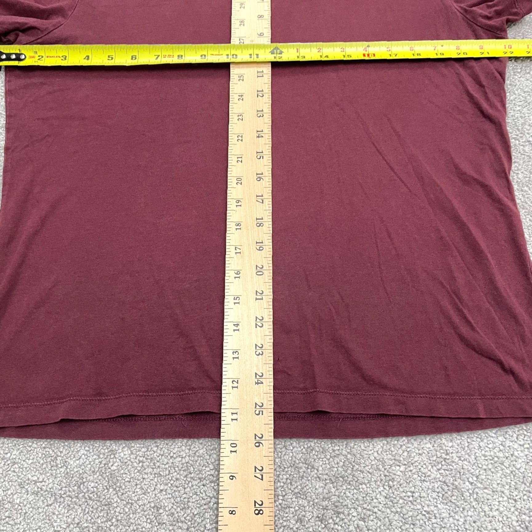 Banana Republic VINTAGE Banana Republic Men’s T-Shirt Large Red Cotton Crew Neck Classic Tee Size US L / EU 52-54 / 3 - 6 Thumbnail